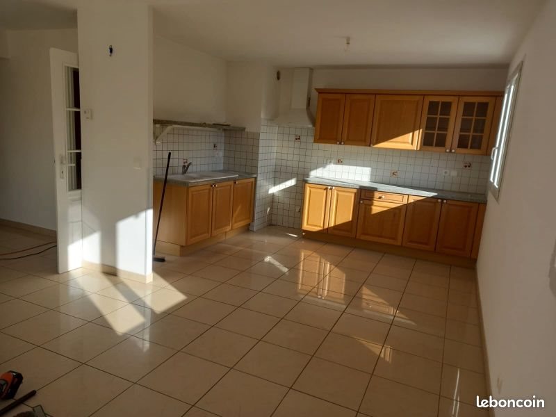 Appartement à louer, 75m², Minzier
