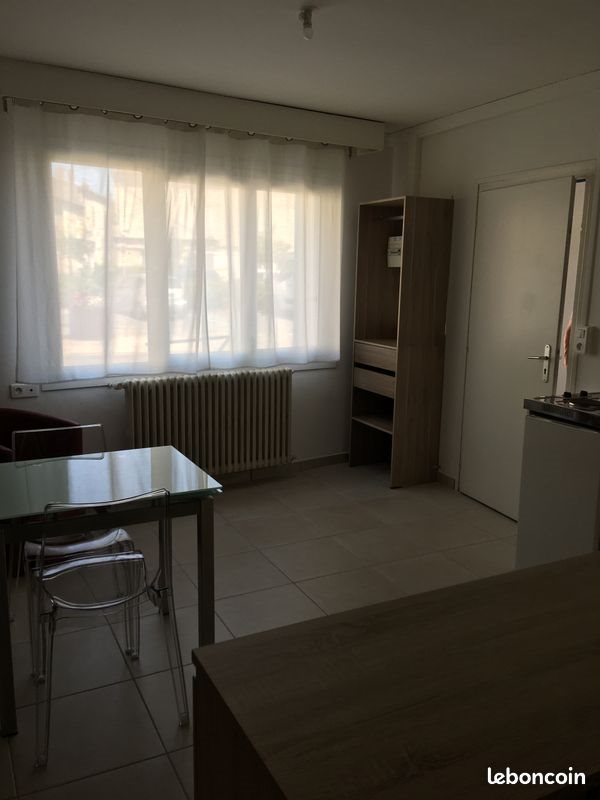 Appartement à louer, 21m², Luçon