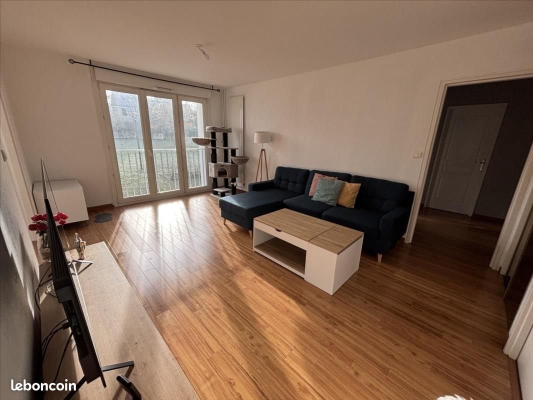 Appartement à louer, 67m², Heillecourt