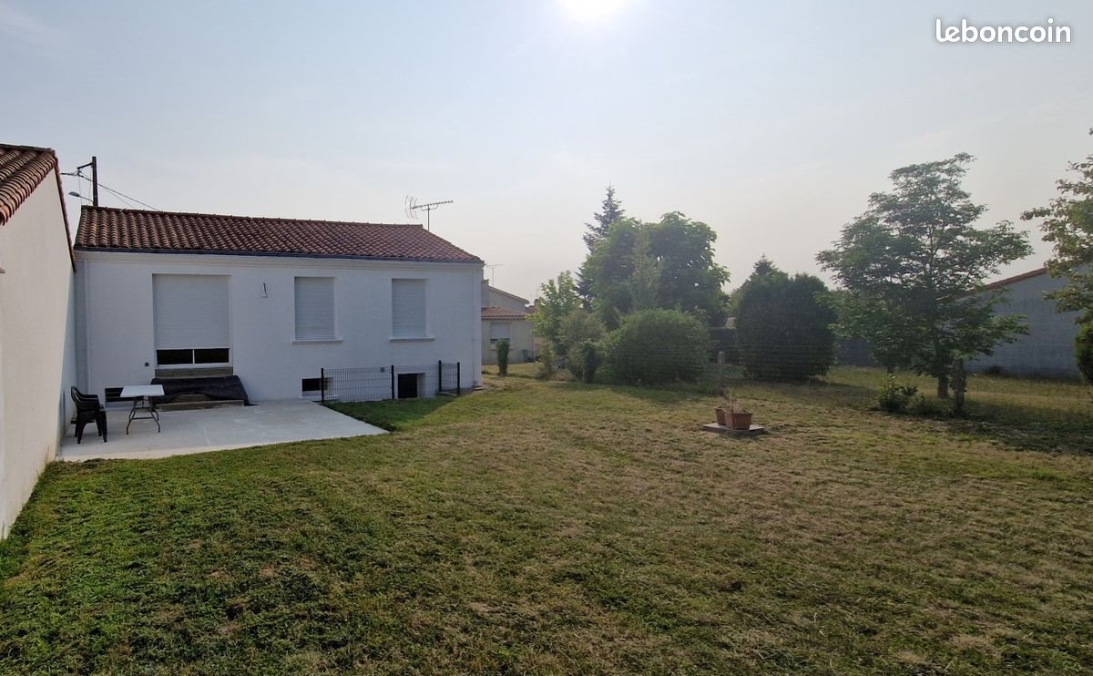 Maison à louer, 65m², Aizenay
