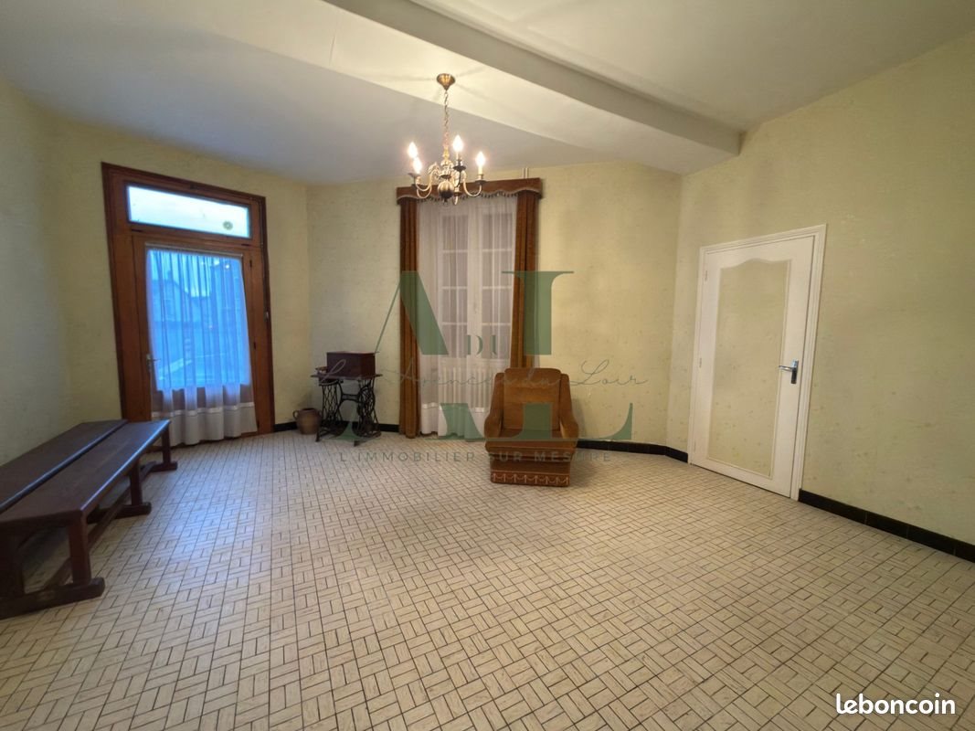 Maison à vendre, 97m², Noyant