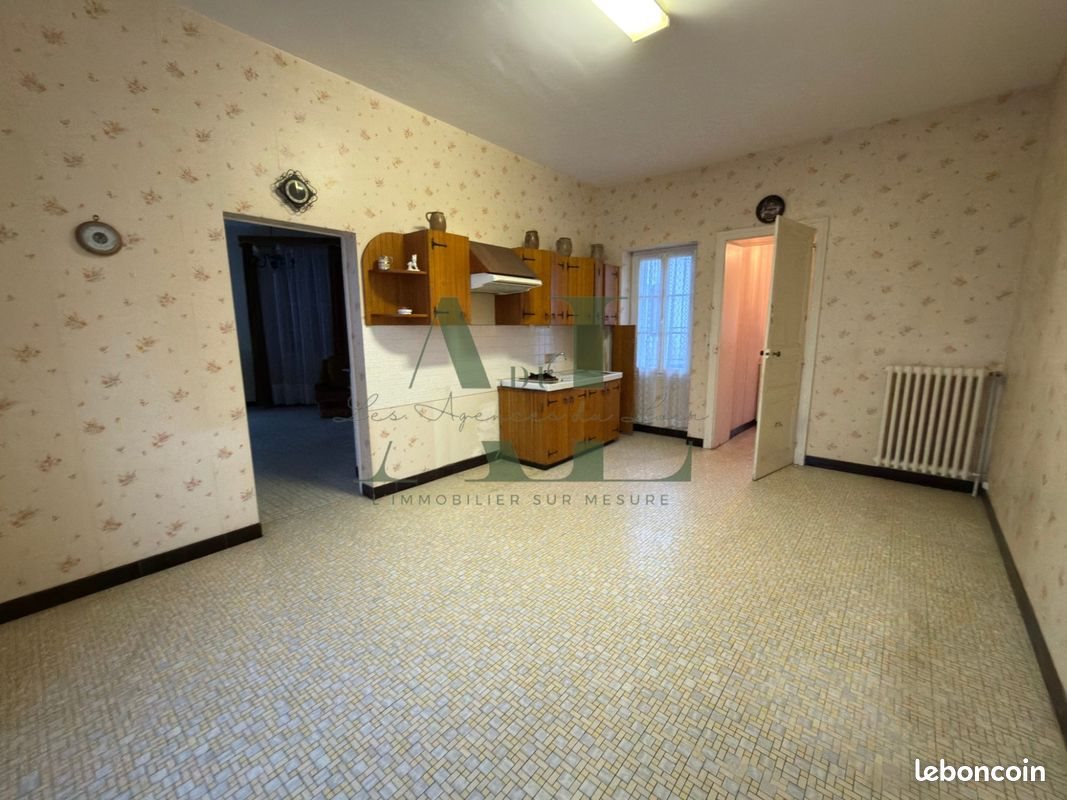 Maison à vendre, 97m², Noyant