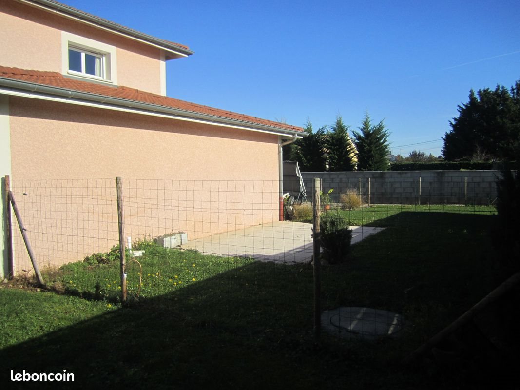 Appartement à louer, 69m², Saint-Laurent-de-Mure