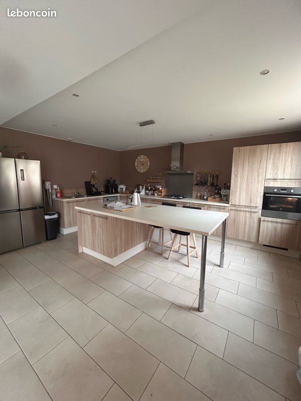 Maison à louer, 179m², Vaas