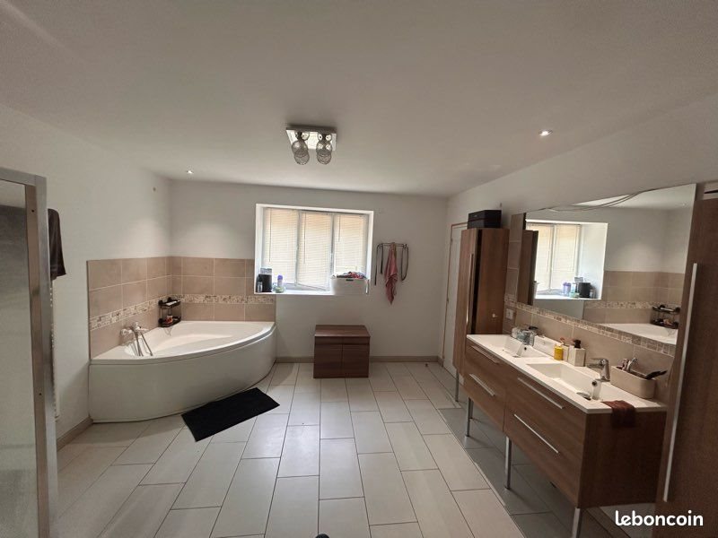 Maison à louer, 179m², Vaas