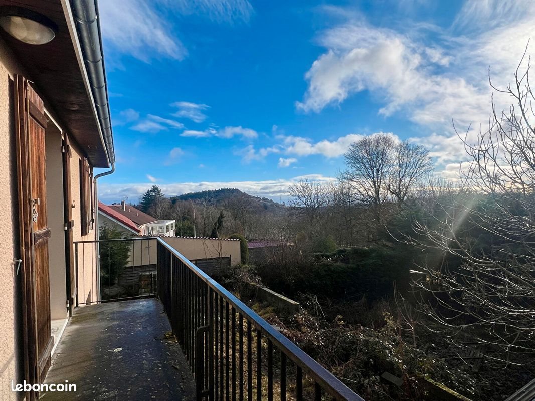 Maison à vendre, 129m², Saint-Genès-Champanelle