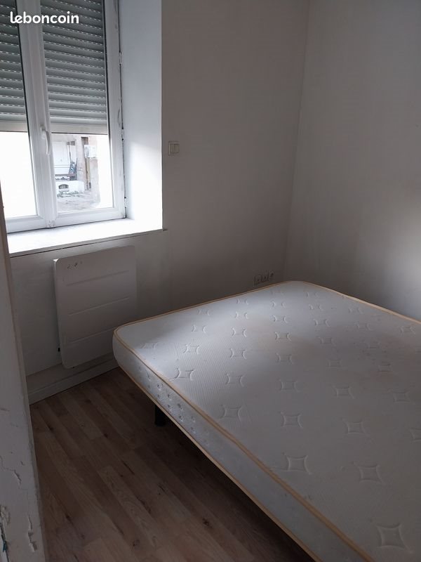 Appartement à louer, 32m², Pont-de-Chéruy