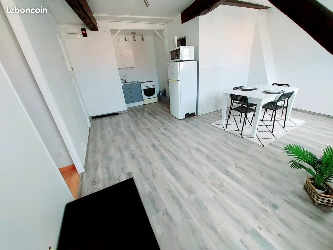 Appartement à louer, 33m², Douai
