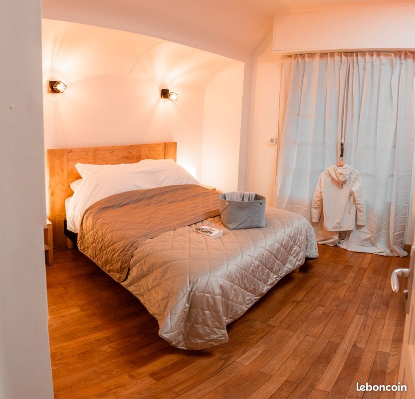 Maison à louer, 260m², Cluses