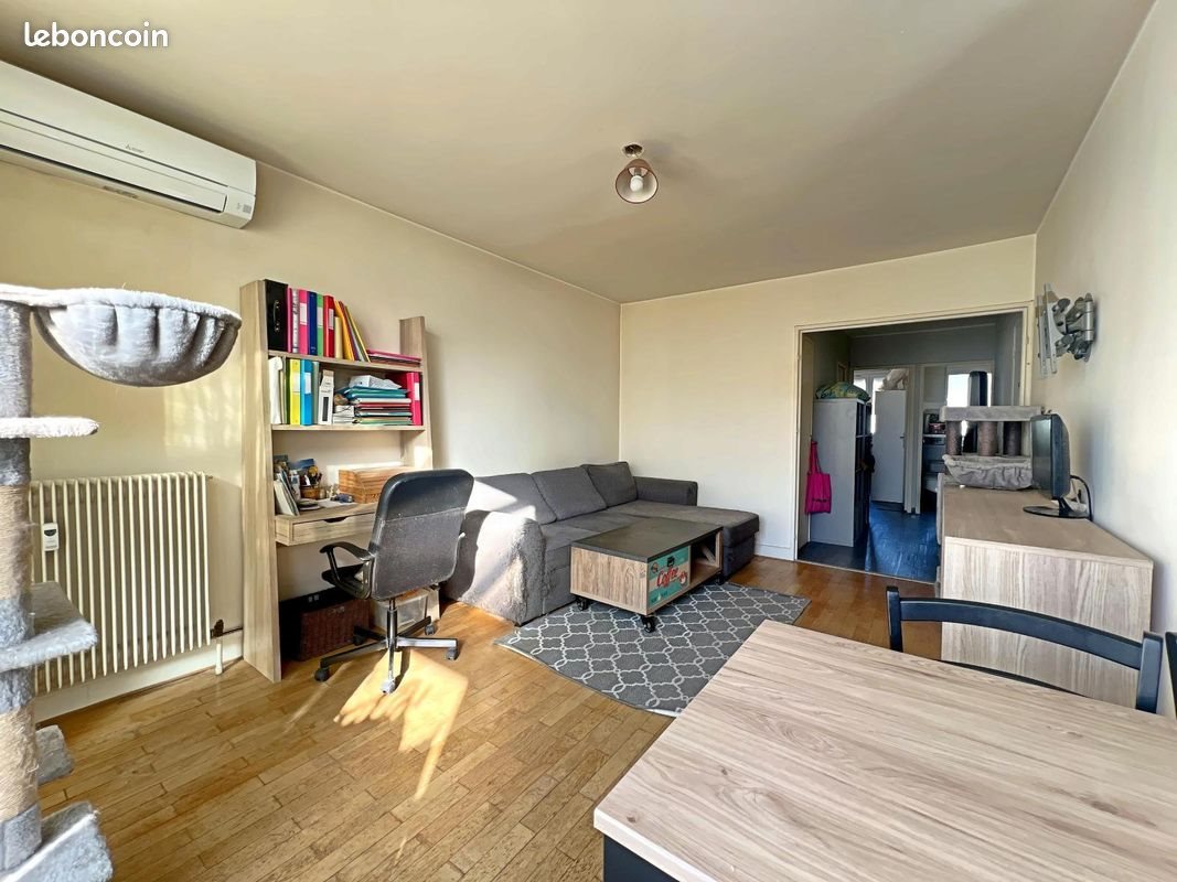 Appartement à vendre, 49m², Saint-Etienne