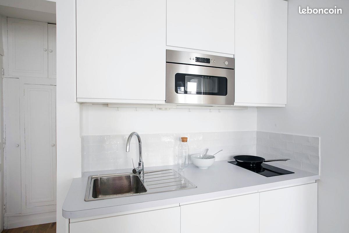 Appartement à louer, 24m², Paris 18ème