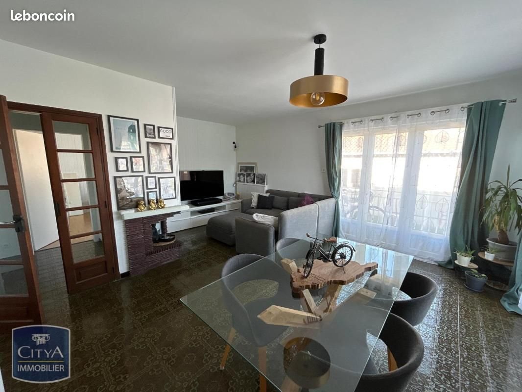 Appartement à louer, 84m², Albi