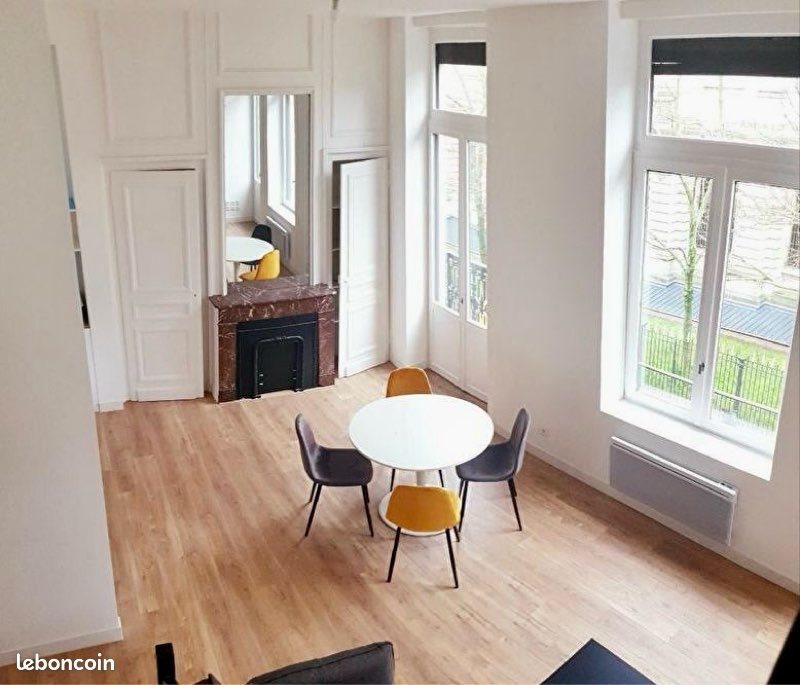 Appartement à louer, 72m², Lille