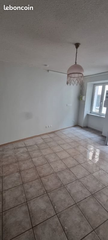 Appartement à louer, 22m², Sury-le-Comtal