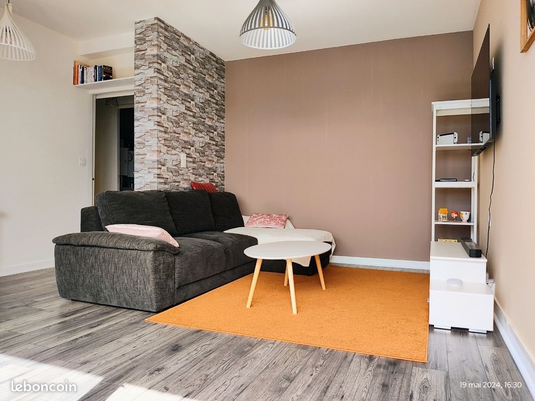 Appartement à louer, 72m², Feurs