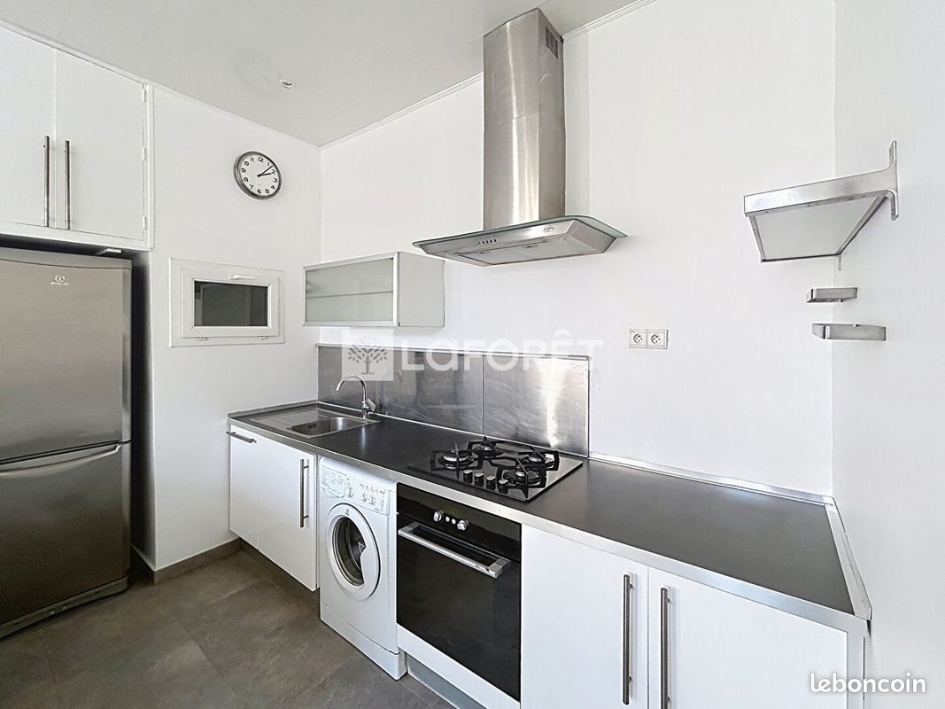 Appartement à louer, 37m², Marseille 5ème