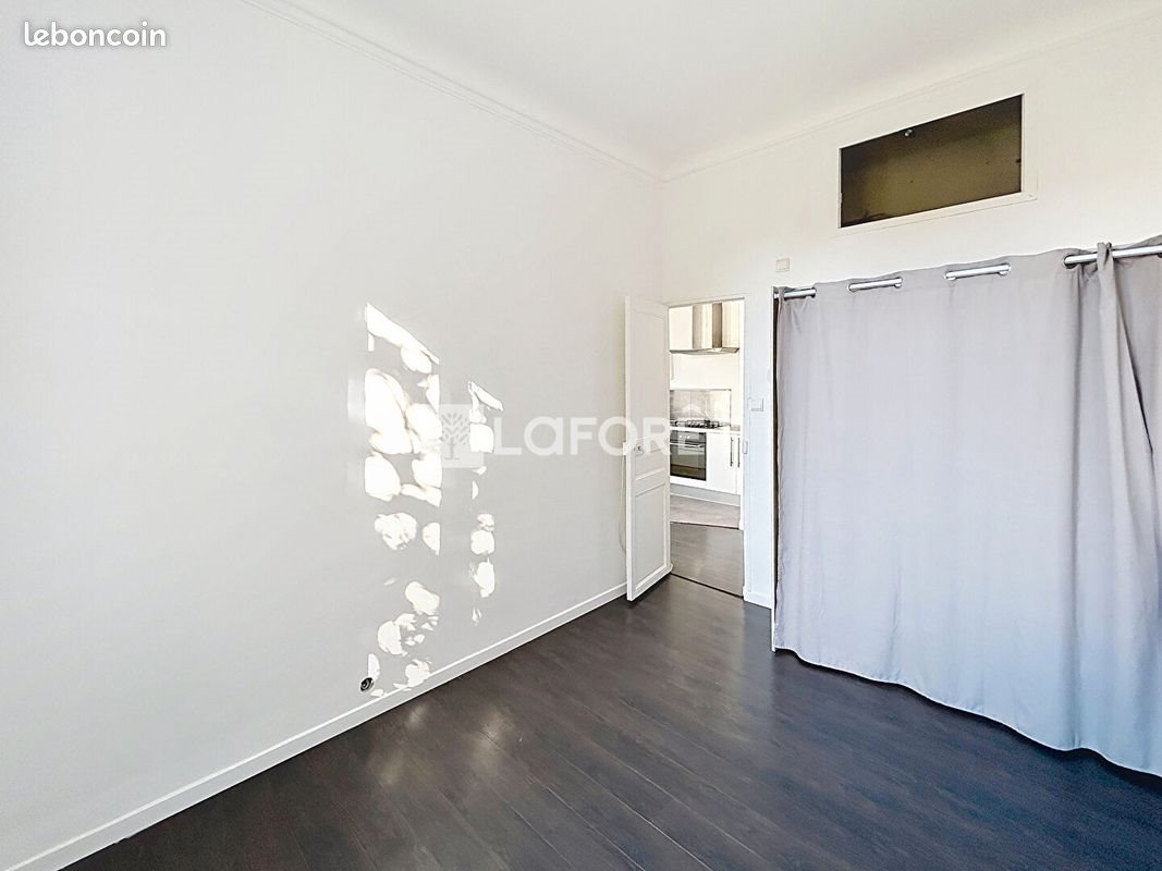 Appartement à louer, 37m², Marseille 5ème