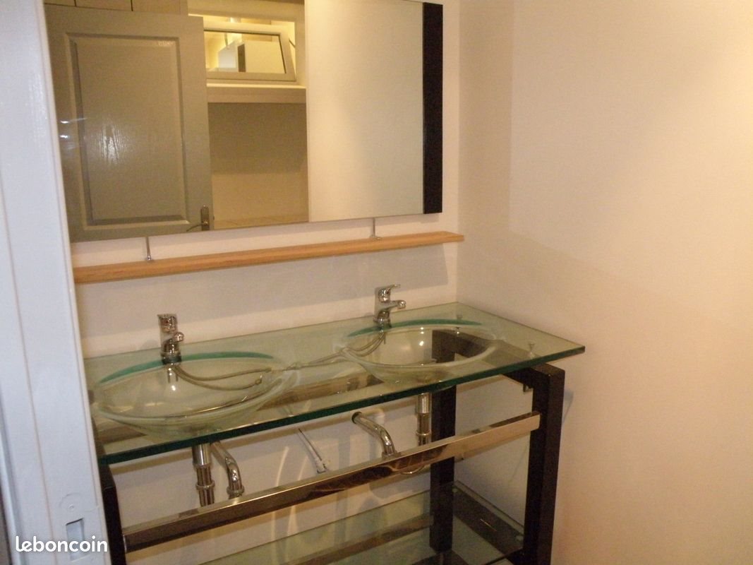 Appartement à louer, 45m², Rochefort