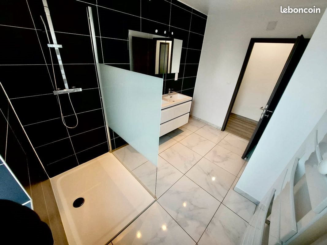 Appartement à louer, 68m², Algrange