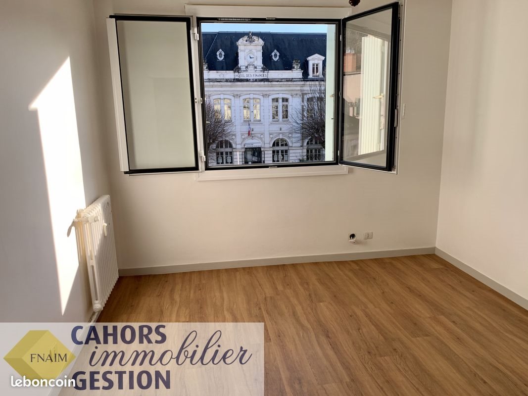 Appartement à louer, 34m², Cahors