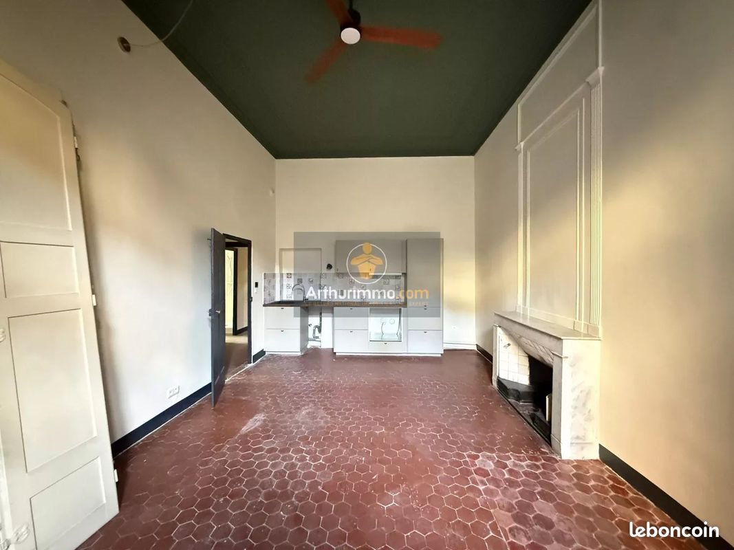 Appartement à louer, 148m², Apt