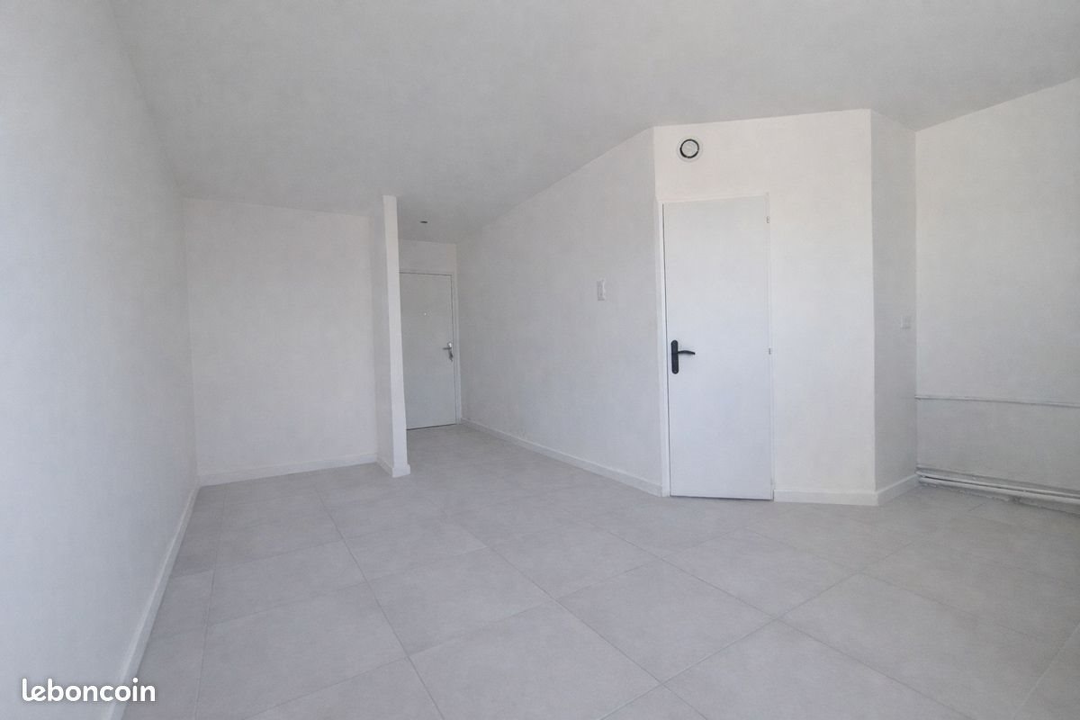 Appartement à louer, 22m², Corbeil-Essonnes