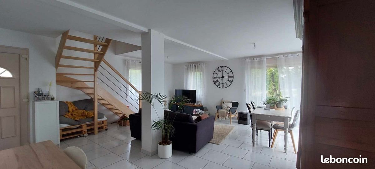 Maison à louer, 90m², Argilly