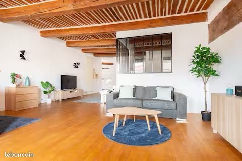 Appartement à louer, 75m², Marseille 1er