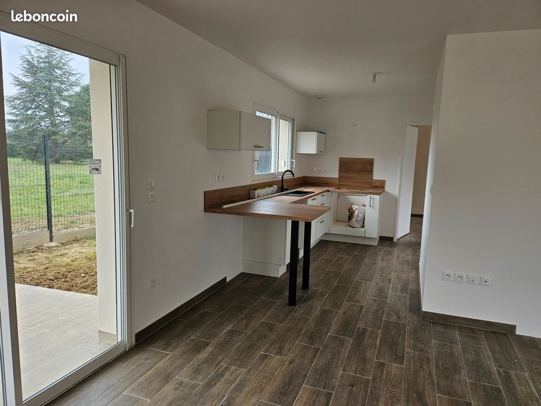 Maison à louer, 90m², Montbartier