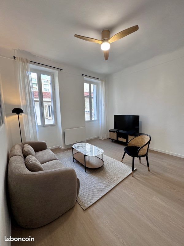 Appartement à louer, 44m², Marseille 4ème