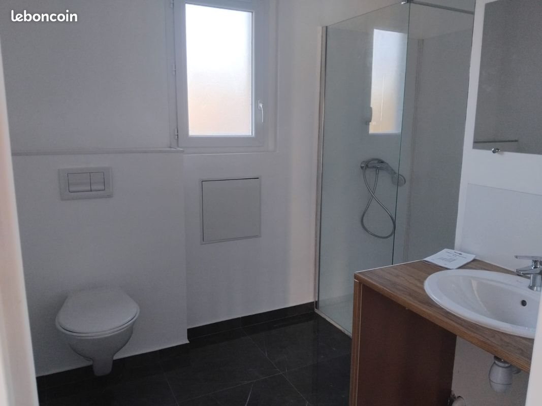 Maison à louer, 70m², Massérac