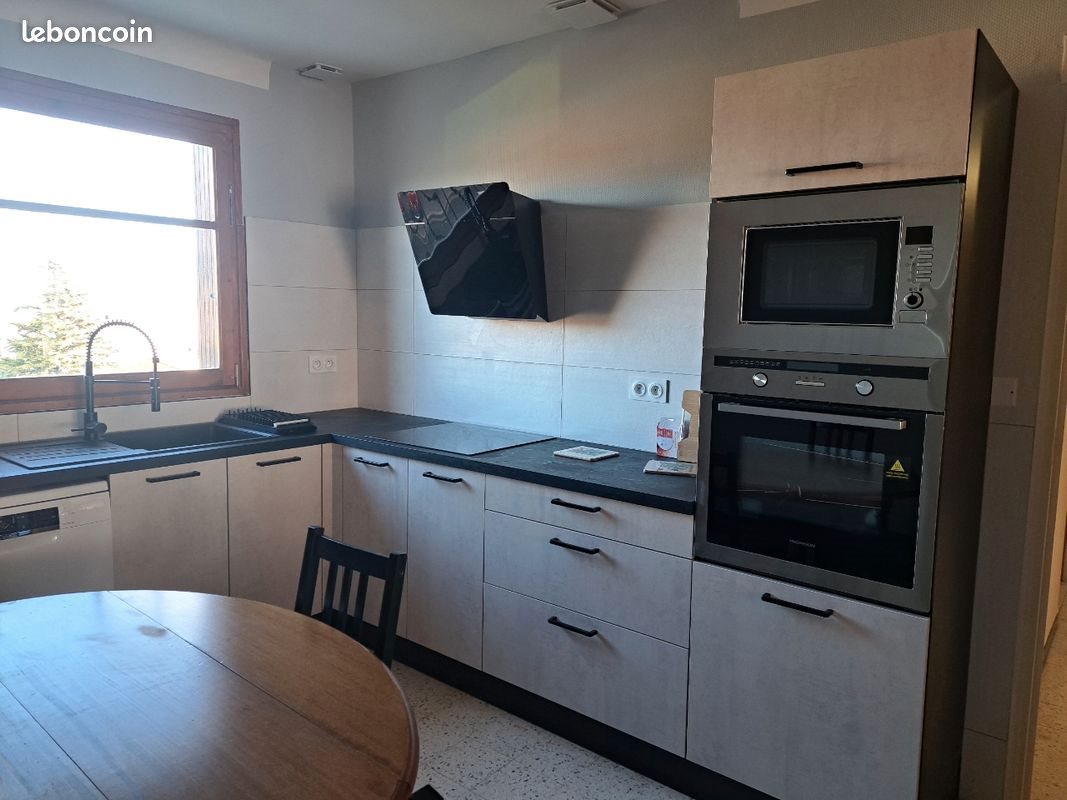Appartement à louer, 82m², Thuir