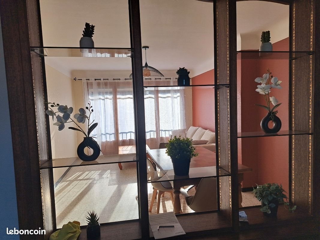 Appartement à louer, 82m², Thuir