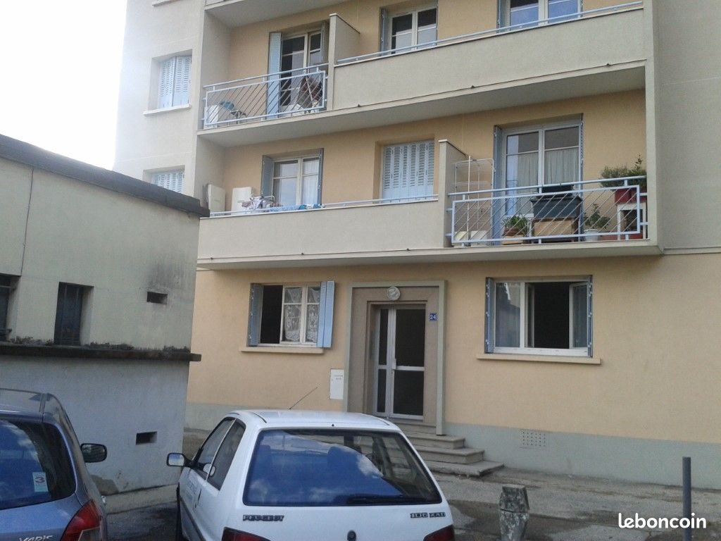 Appartement à louer, 64m², Saint-Egrève