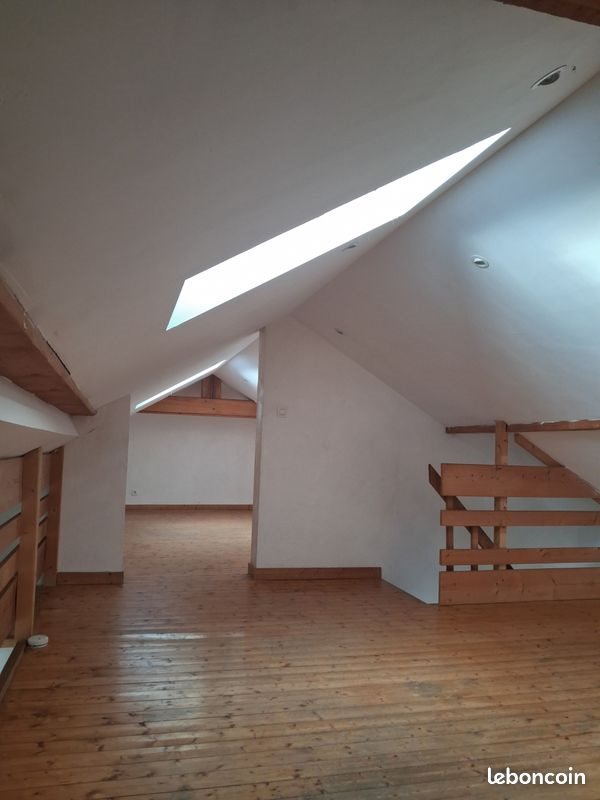 Appartement à louer, 84m², Mercury
