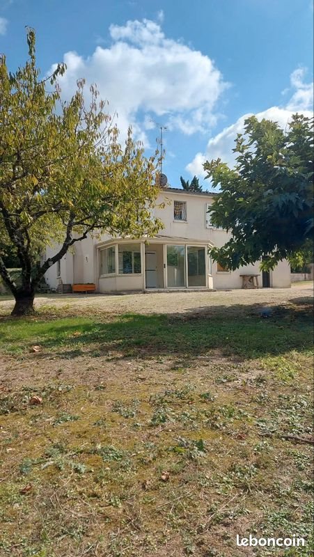 Maison à louer, 96m², Jarnac