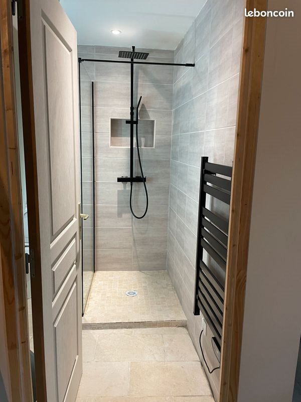 Appartement à louer, 40m², Nîmes