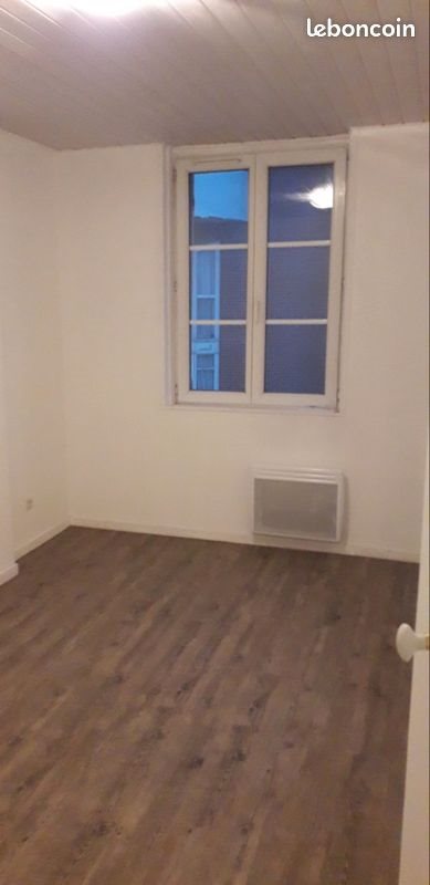 Appartement à louer, 47m², Breteuil