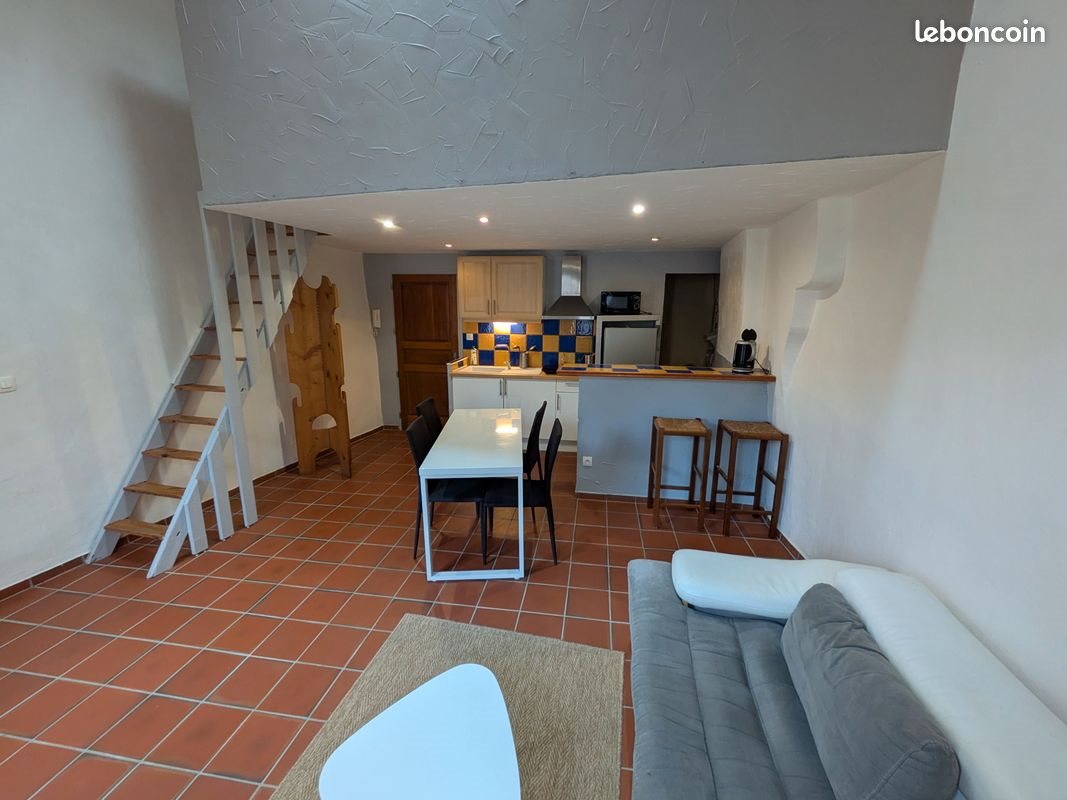 Appartement à louer, 39m², Aubenas