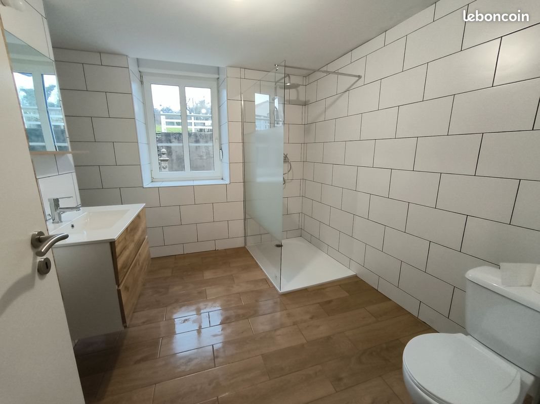 Appartement à louer, 82m², Coume