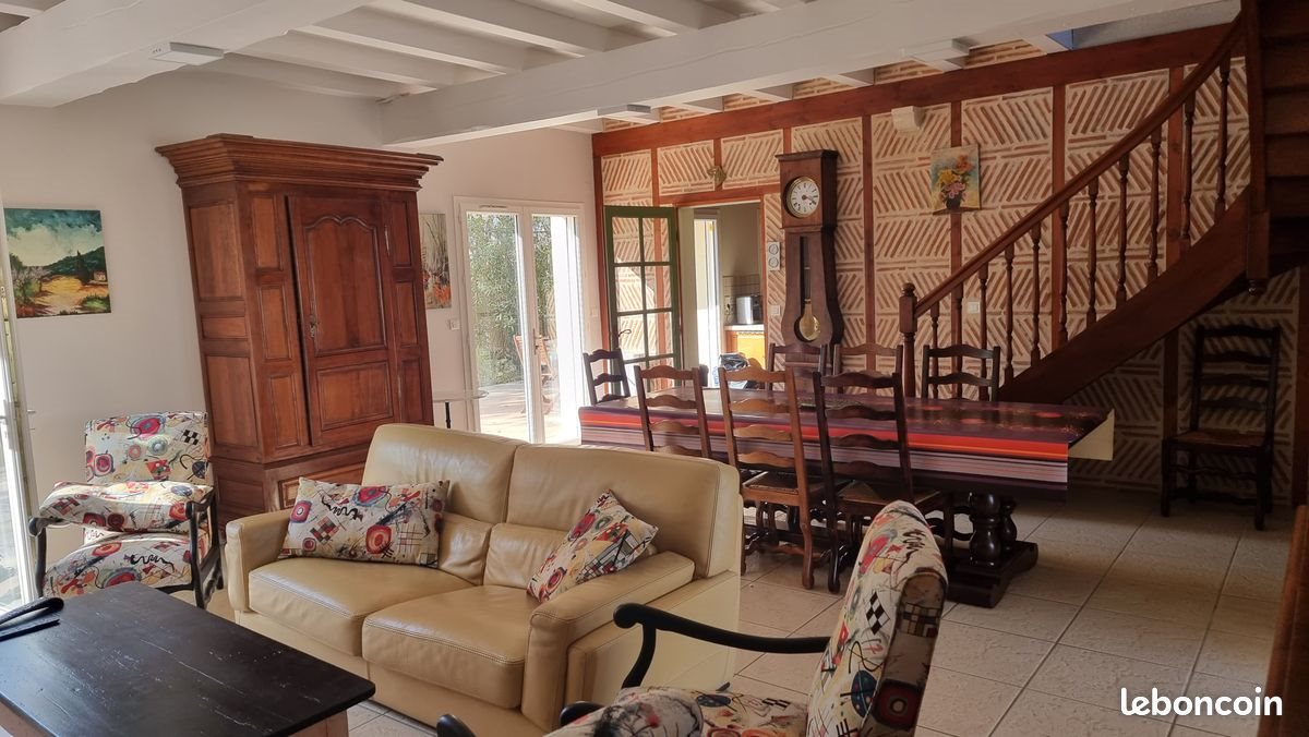 Maison à louer, 170m², Saint-Pierre-de-Mons