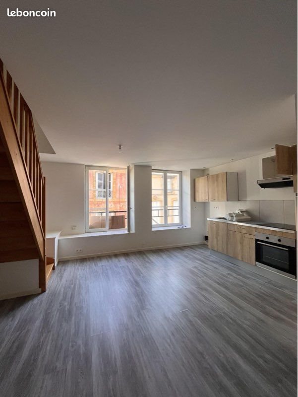 Appartement à louer, 47m², Sedan