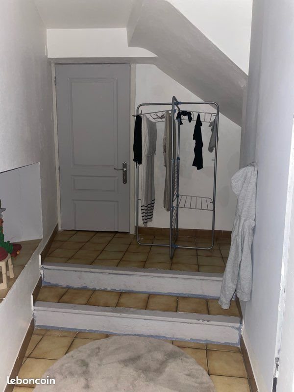 Appartement à louer, 25m², Trets
