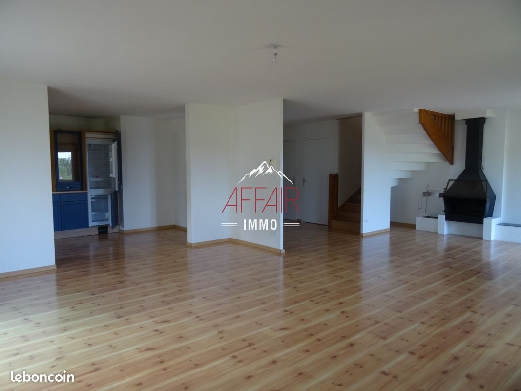 Appartement à louer, 139m², Collonges-sous-Salève