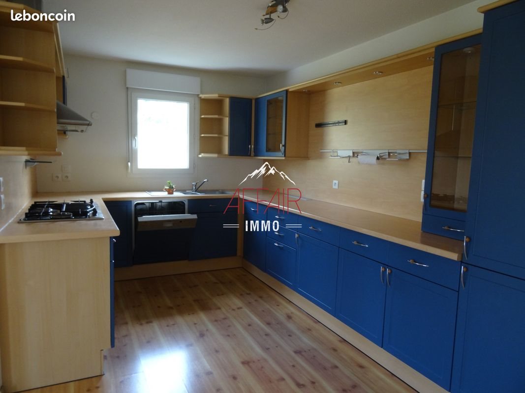 Appartement à louer, 139m², Collonges-sous-Salève