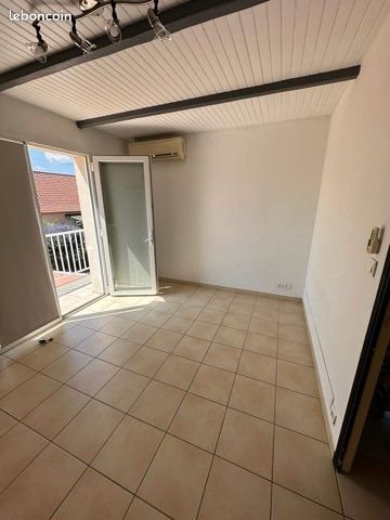 Appartement à louer, 30m², Saint-Viance
