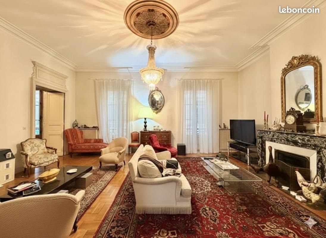 Appartement à vendre, 195m², Nîmes