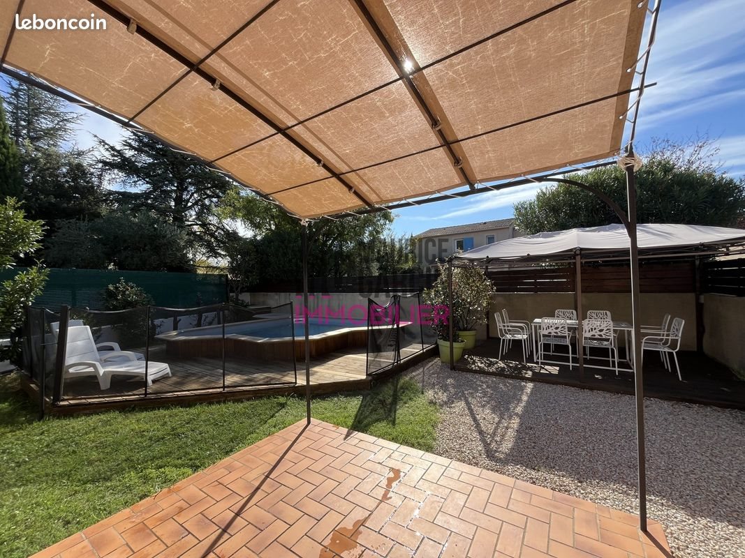 Maison à louer, 91m², Entraigues-sur-la-Sorgue