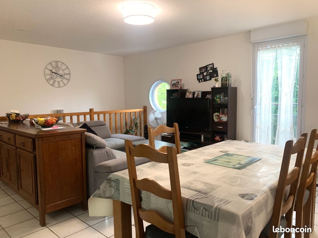 Maison à louer, 85m², Grenade