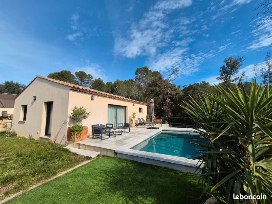 Maison à louer, 75m², Trans-en-Provence
